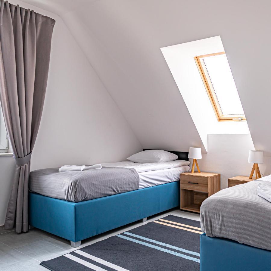 Velo Apartamenty Чорштын Экстерьер фото