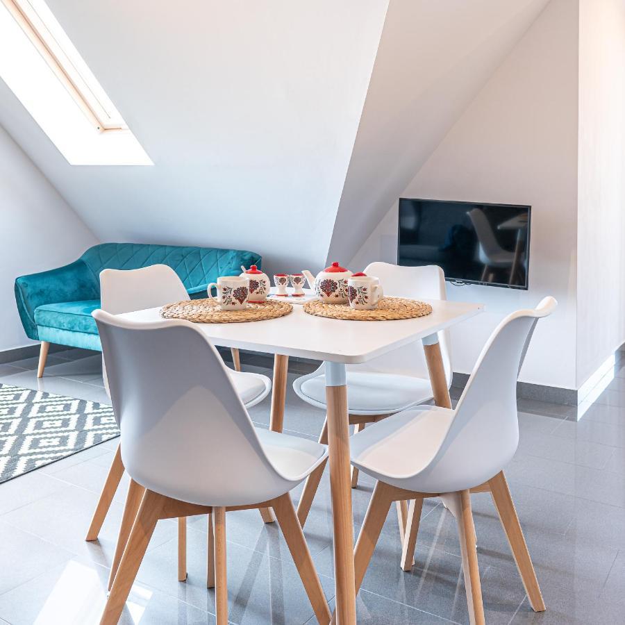Velo Apartamenty Чорштын Экстерьер фото